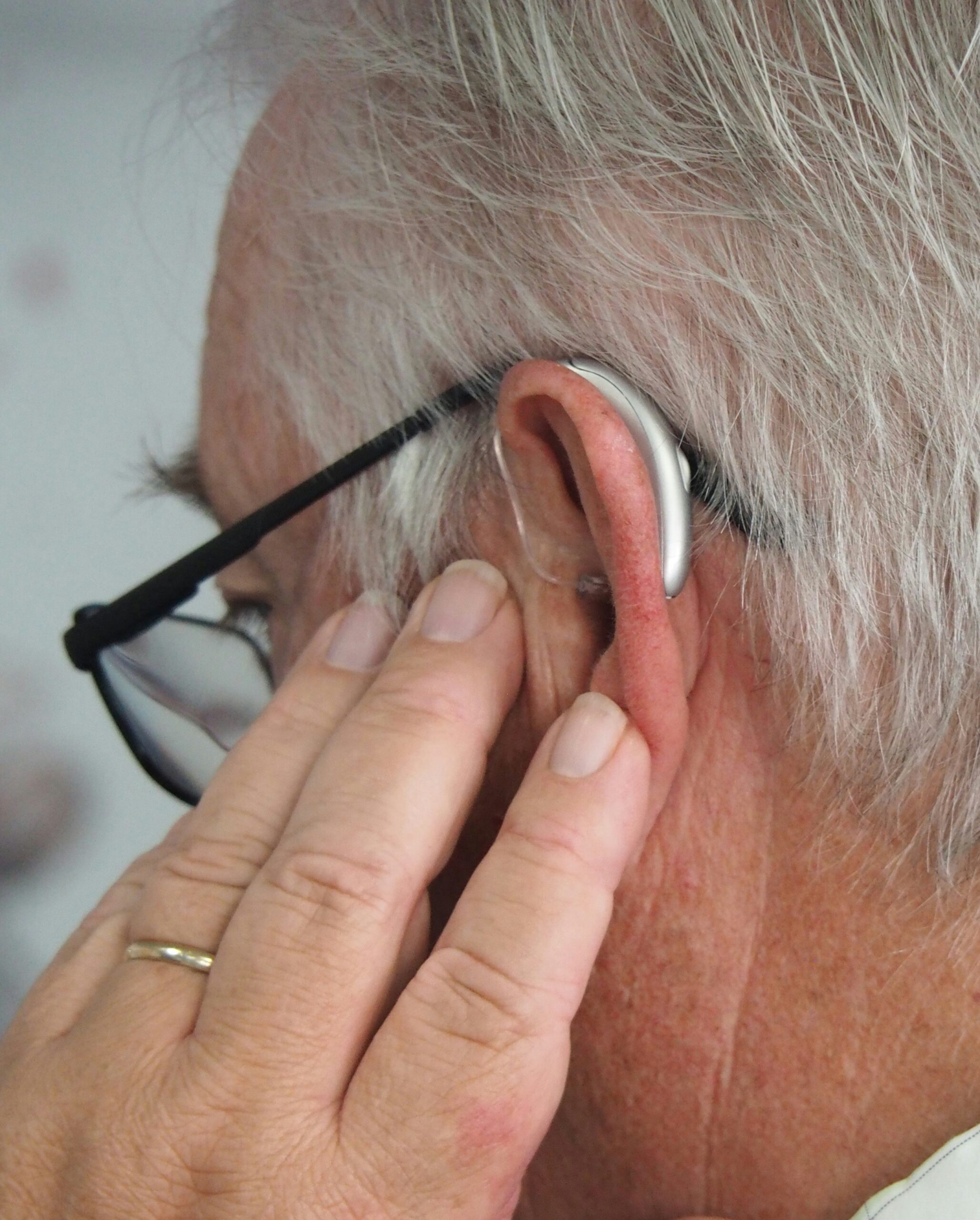 The Link Between Hearing Loss and Cognitive Decline in Seniors